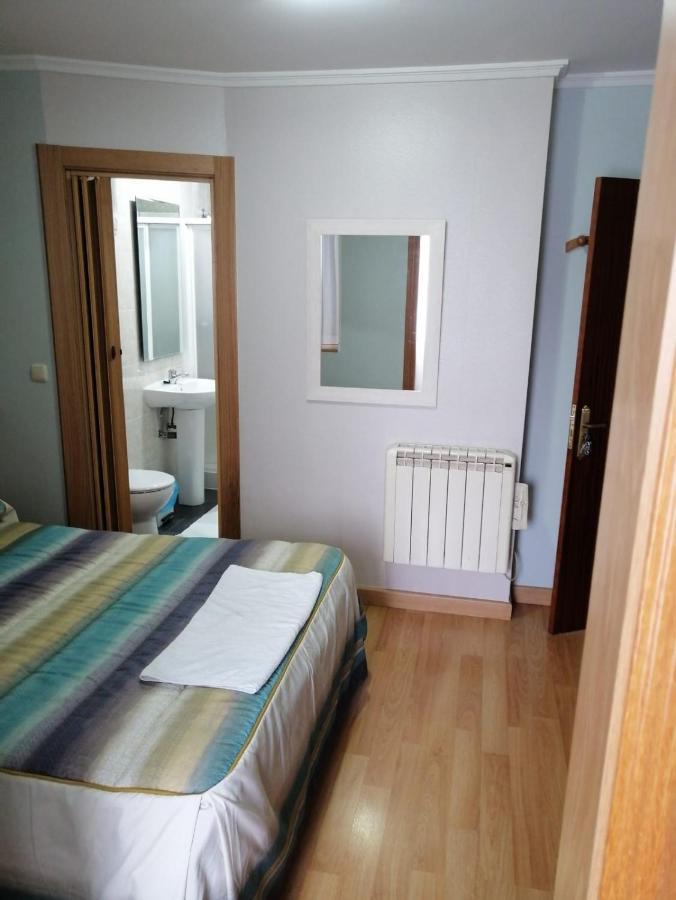 Hostal Castilla Miranda de Ebro Exterior photo